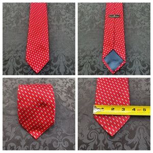 Ermenegildo Zegna Made in Italy Silk Tie
From Carroll & Co Beverly Hills